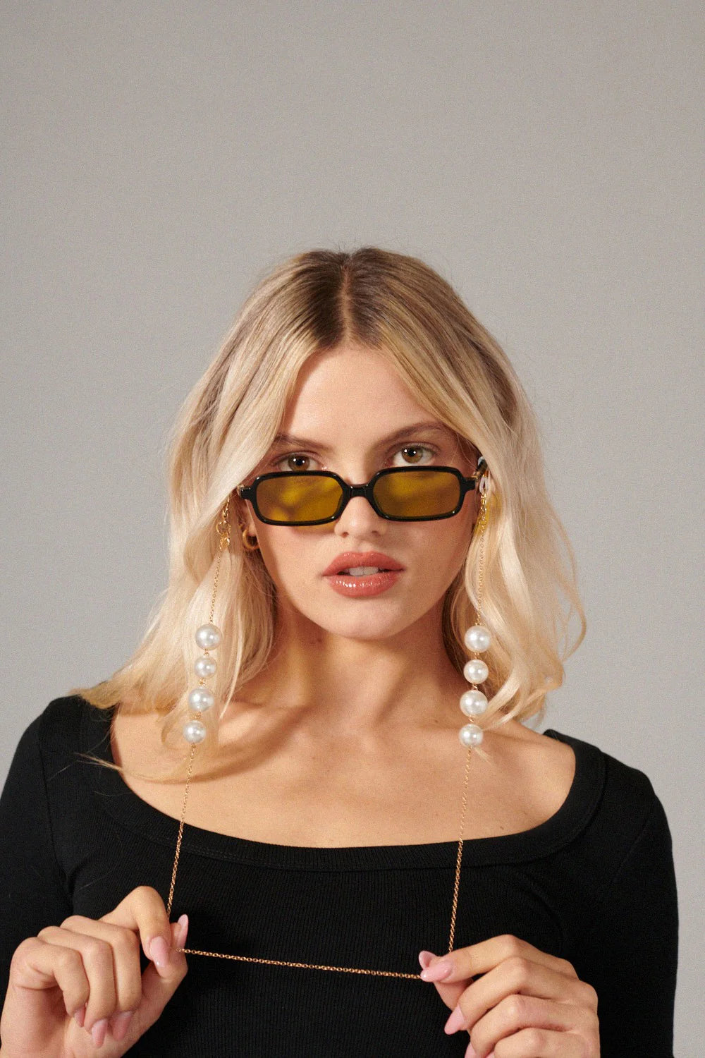 Lior White and Pearl Glasses Chain