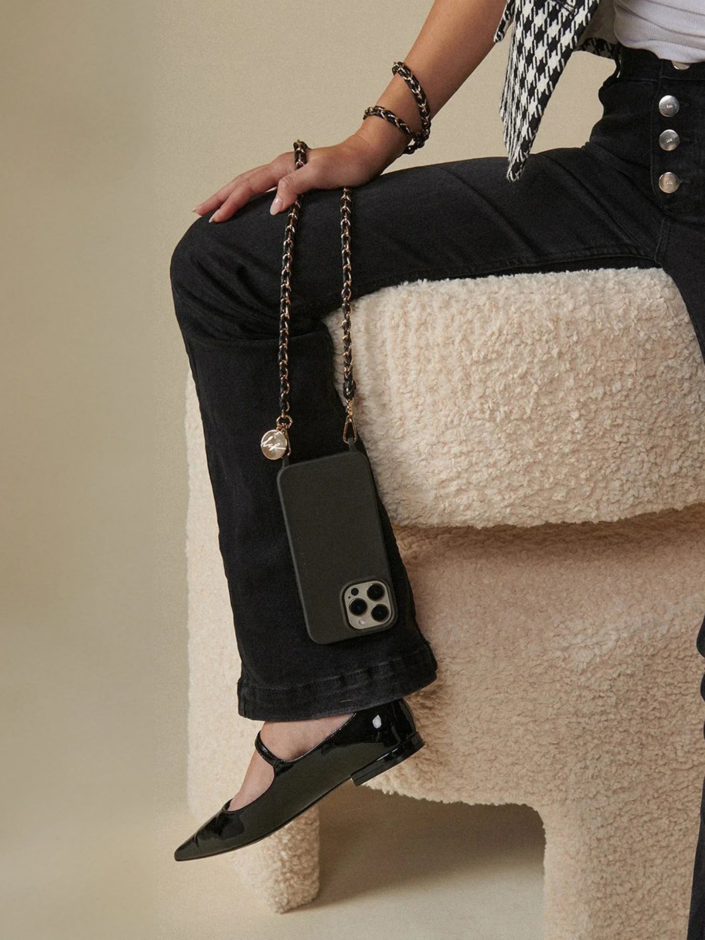 Lou Black & Gold Phone Chain