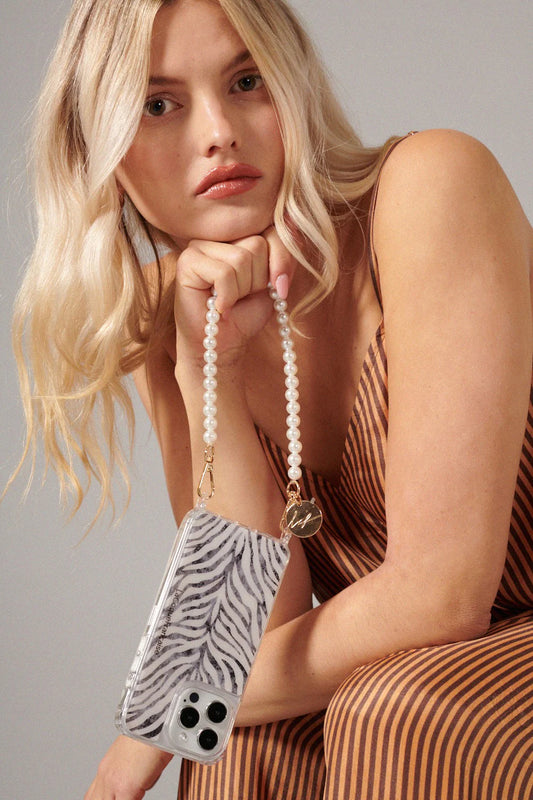 Agate White Pearl Phone & Wrist Chain